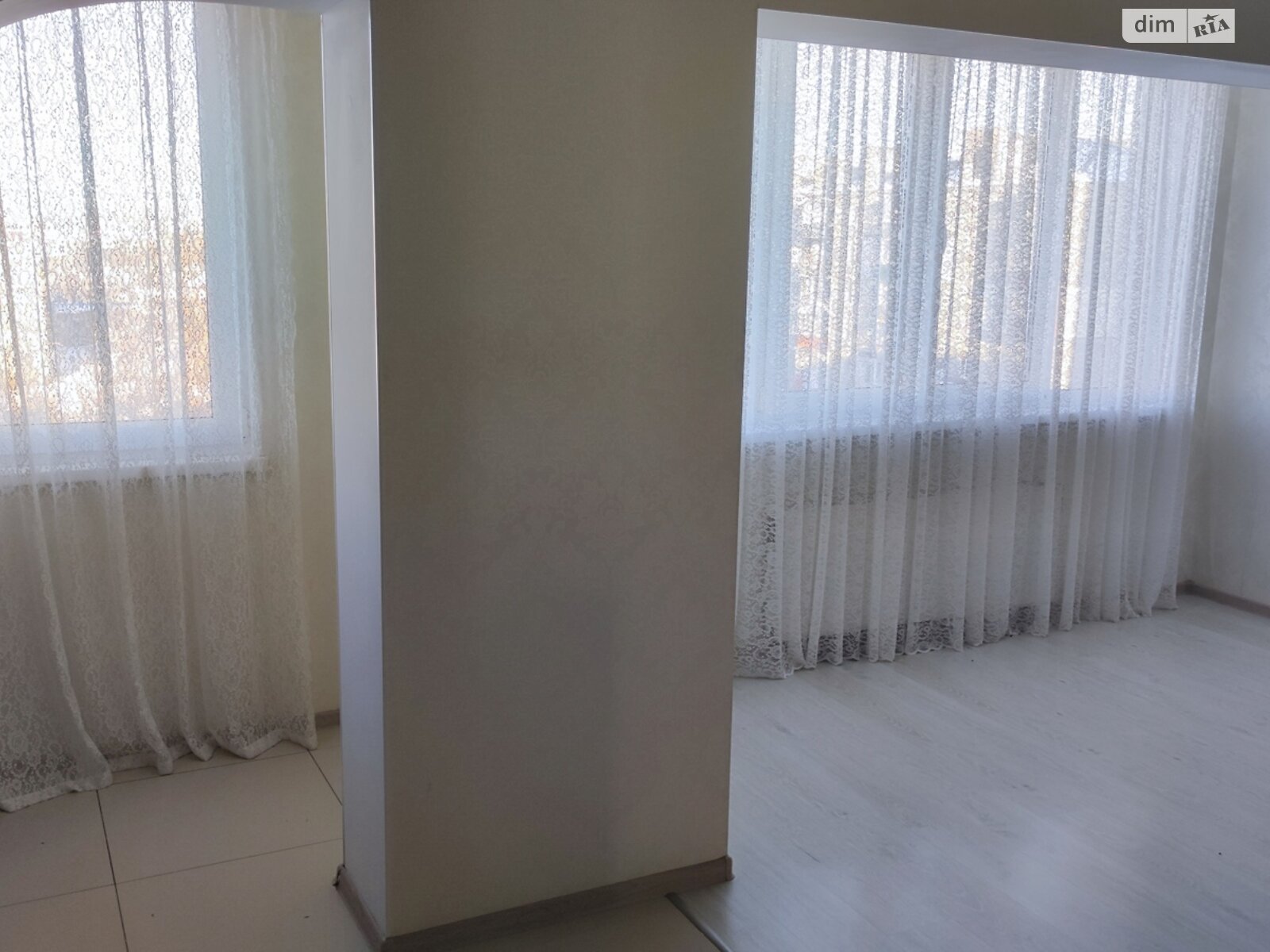 Продажа трехкомнатной квартиры в Красилове, на ул. Ярослава Мудрого 17, фото 1 Продажа трехкомнатной квартиры в Красилове, на ул. Ярослава Мудрого 17, фото 1
