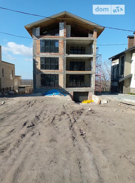 Продажа трехкомнатной квартиры в Кременчуге, на бул. Автокразовский 63, район Кременчуг фото 1 Продажа трехкомнатной квартиры в Кременчуге, на бул. Автокразовский 63, район Кременчуг фото 1