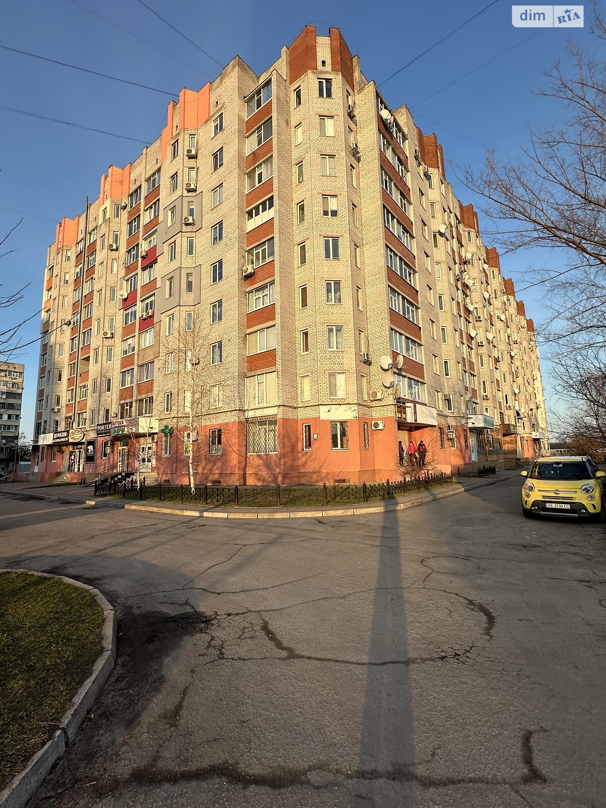 Продажа трехкомнатной квартиры в Кременчуге, на мас. 278 квартал 37, район Автозаводской фото 1