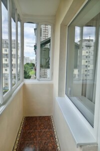 Продажа трехкомнатной квартиры в Кременчуге, на мас. 278 квартал 22А, район Автозаводской фото 2