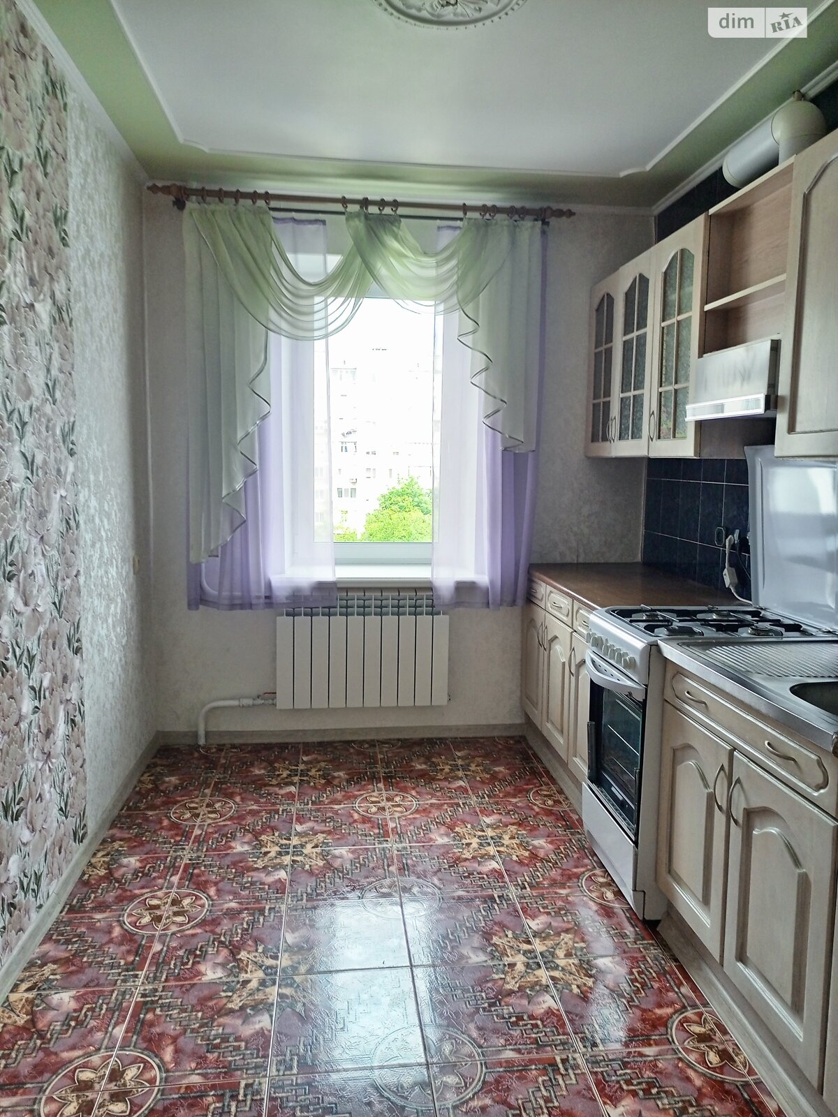Продажа трехкомнатной квартиры в Кременчуге, на мас. 278 квартал 22А, район Автозаводской фото 1 Продажа трехкомнатной квартиры в Кременчуге, на мас. 278 квартал 22А, район Автозаводской фото 1