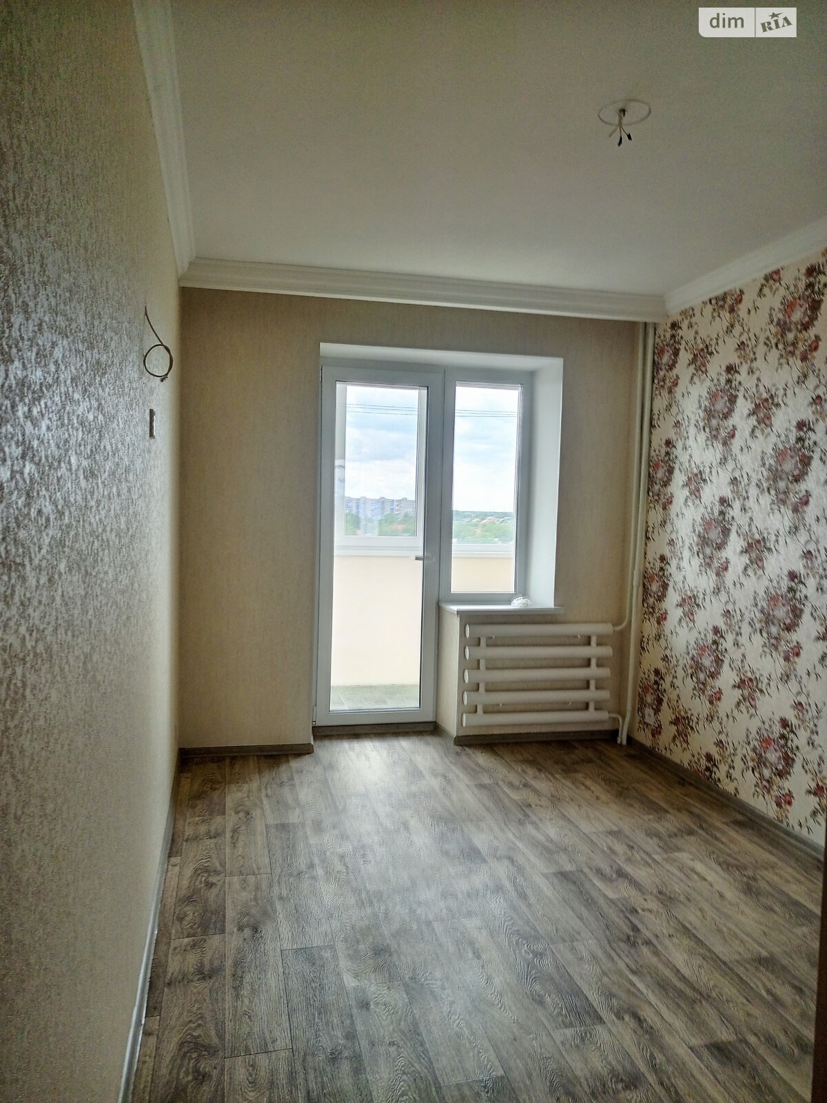 Продажа трехкомнатной квартиры в Кременчуге, на мас. 278 квартал 22А, район Автозаводской фото 1 Продажа трехкомнатной квартиры в Кременчуге, на мас. 278 квартал 22А, район Автозаводской фото 1