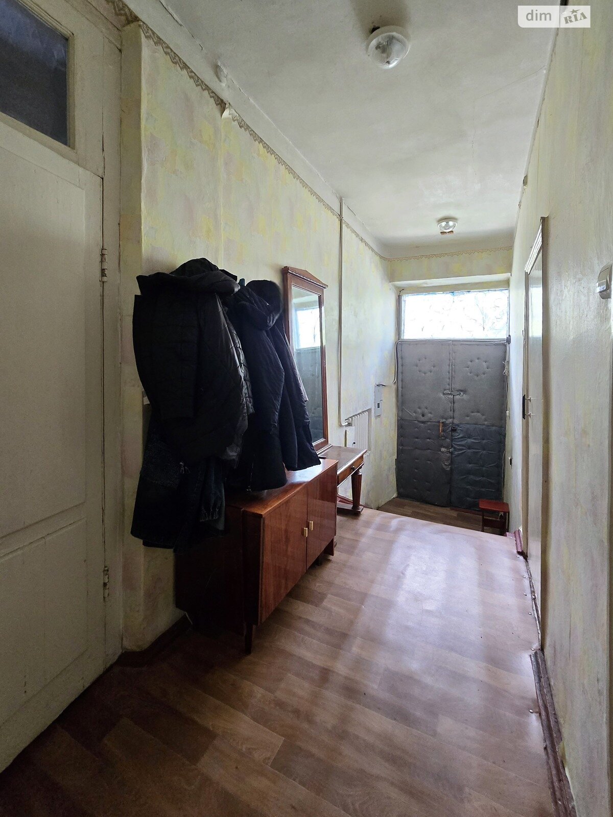 Продаж чотирикімнатної квартири в Кременчуку, на вул. Академіка Маслова (Радянська) 14, район Центр фото 1 Продаж чотирикімнатної квартири в Кременчуку, на вул. Академіка Маслова (Радянська) 14, район Центр фото 1