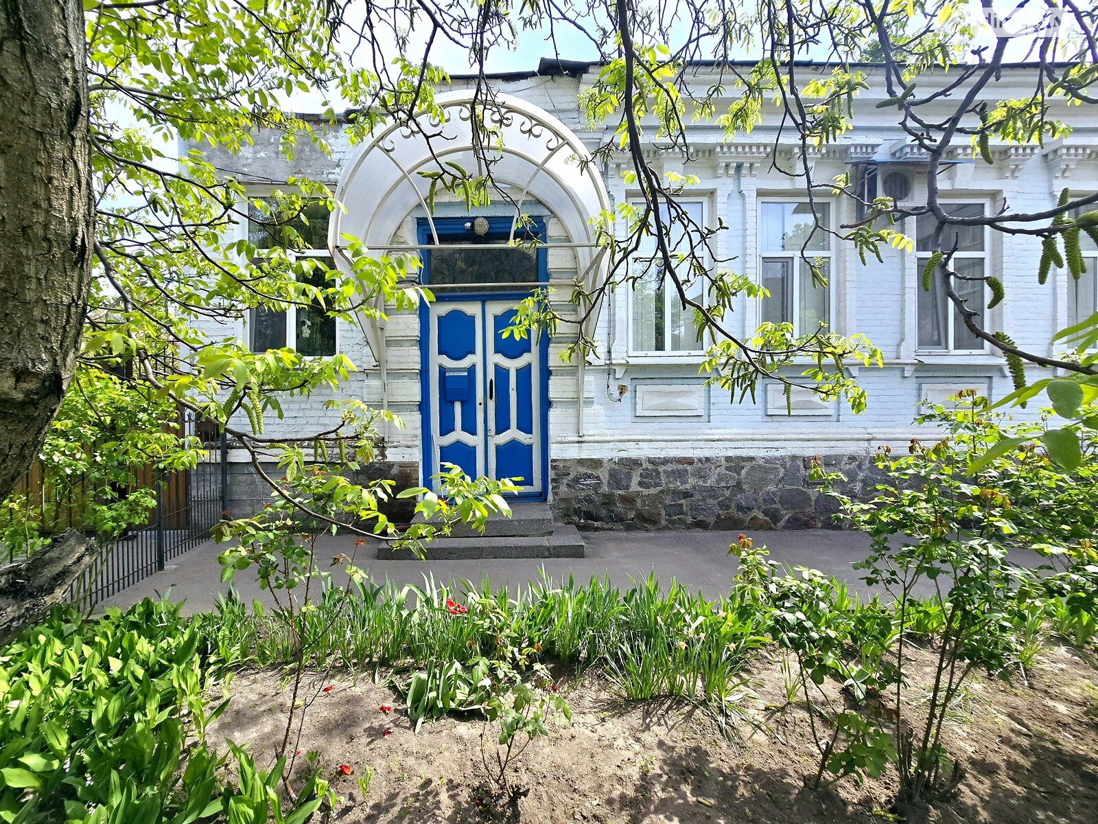 Продаж чотирикімнатної квартири в Кременчуку, на вул. Академіка Маслова (Радянська) 14, район Центр фото 1 Продаж чотирикімнатної квартири в Кременчуку, на вул. Академіка Маслова (Радянська) 14, район Центр фото 1