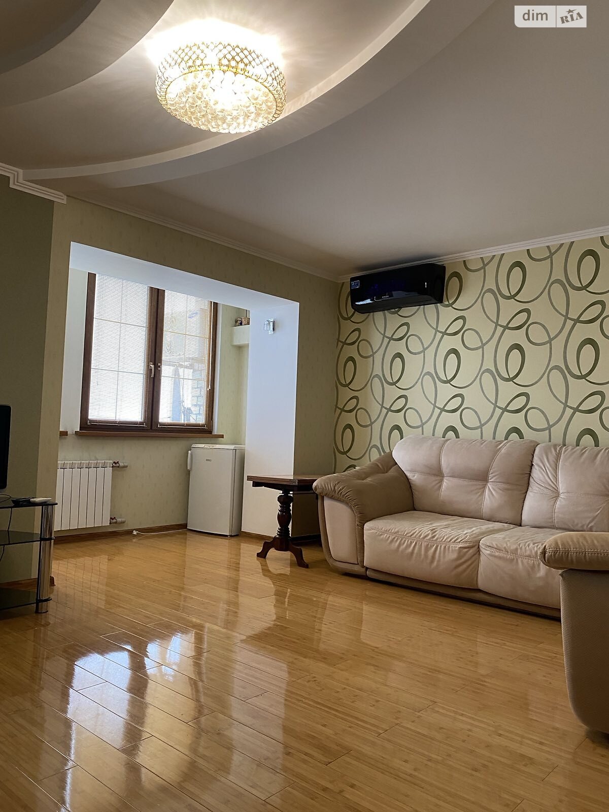 Продаж трикімнатної квартири в Кременчуку, на вул. Європейська (Щорса), район Автозаводський фото 1 Продаж трикімнатної квартири в Кременчуку, на вул. Європейська (Щорса), район Автозаводський фото 1