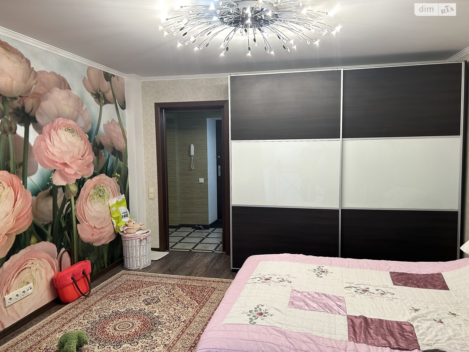 Продаж трикімнатної квартири в Кременчуку, на вул. Ігоря Сердюка 11, район Автозаводський фото 1 Продаж трикімнатної квартири в Кременчуку, на вул. Ігоря Сердюка 11, район Автозаводський фото 1