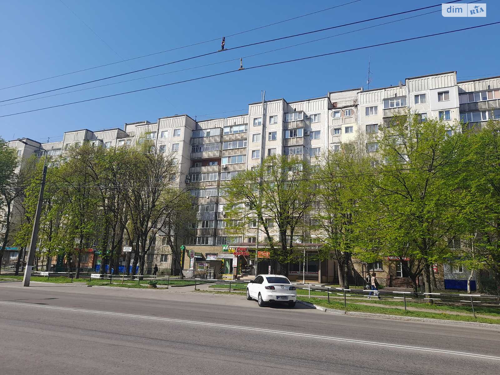 Продаж трикімнатної квартири в Кременчуку, на просп. Лесі Українки 74, район Автозаводський фото 1