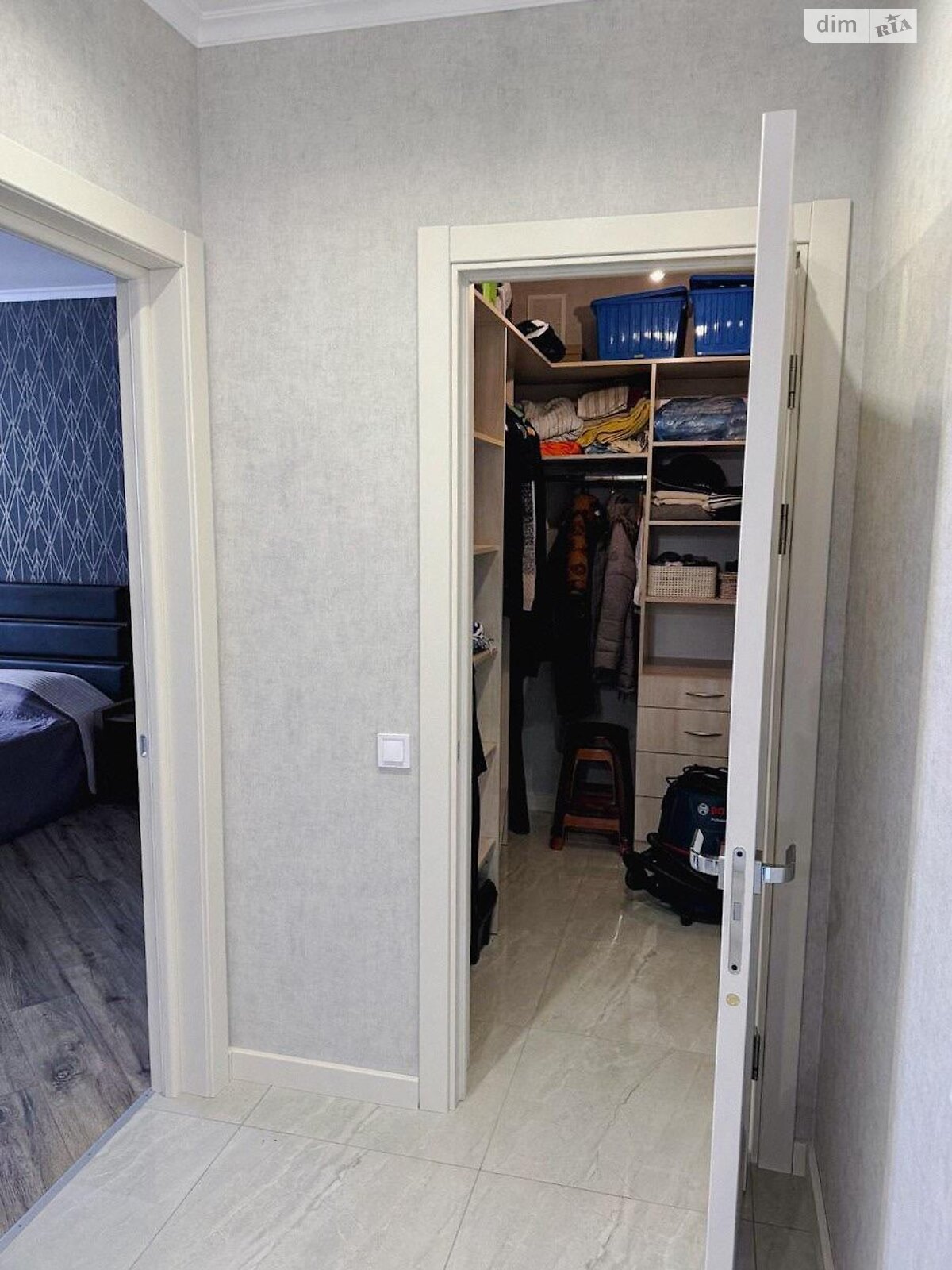 Продаж двокімнатної квартири в Кременчуку, на вул. Троїцька 37А, район Автозаводський фото 1 Продаж двокімнатної квартири в Кременчуку, на вул. Троїцька 37А, район Автозаводський фото 1