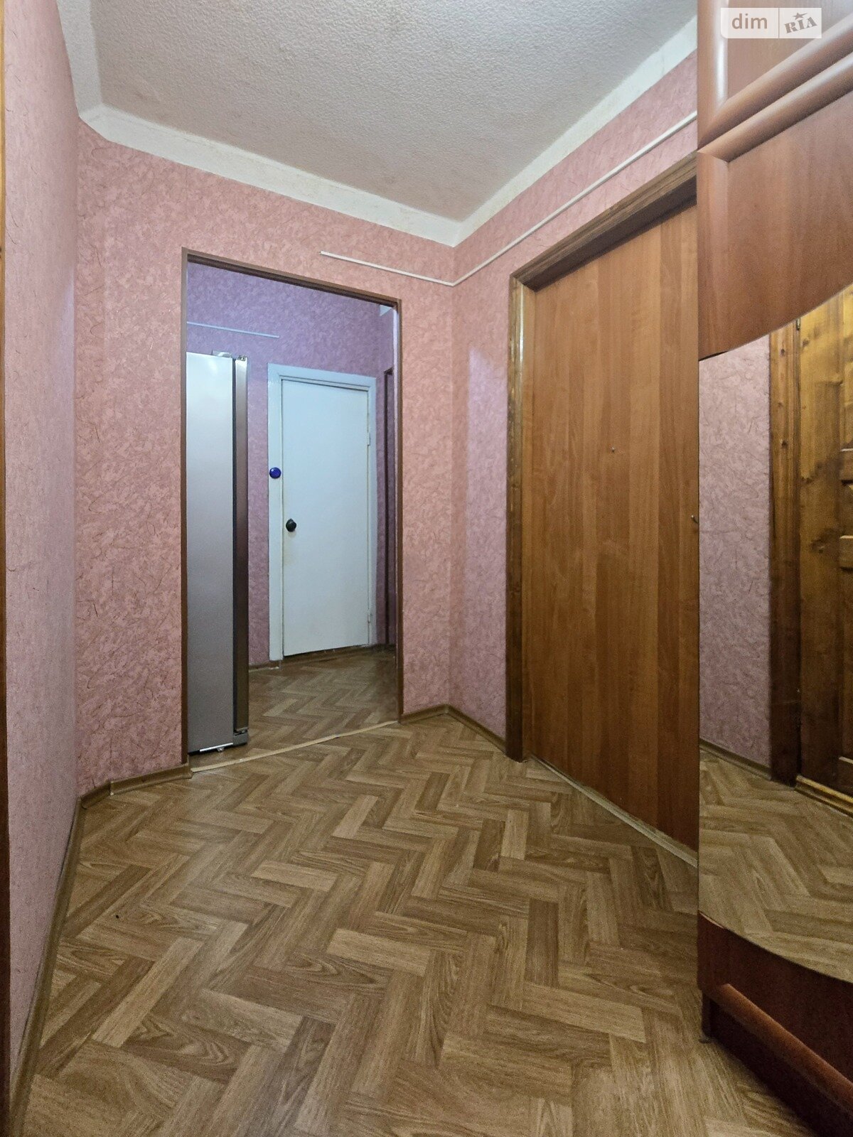 Продажа двухкомнатной квартиры в Кременчуге, на ул. Троицкая 21, район Автозаводской фото 1 Продажа двухкомнатной квартиры в Кременчуге, на ул. Троицкая 21, район Автозаводской фото 1