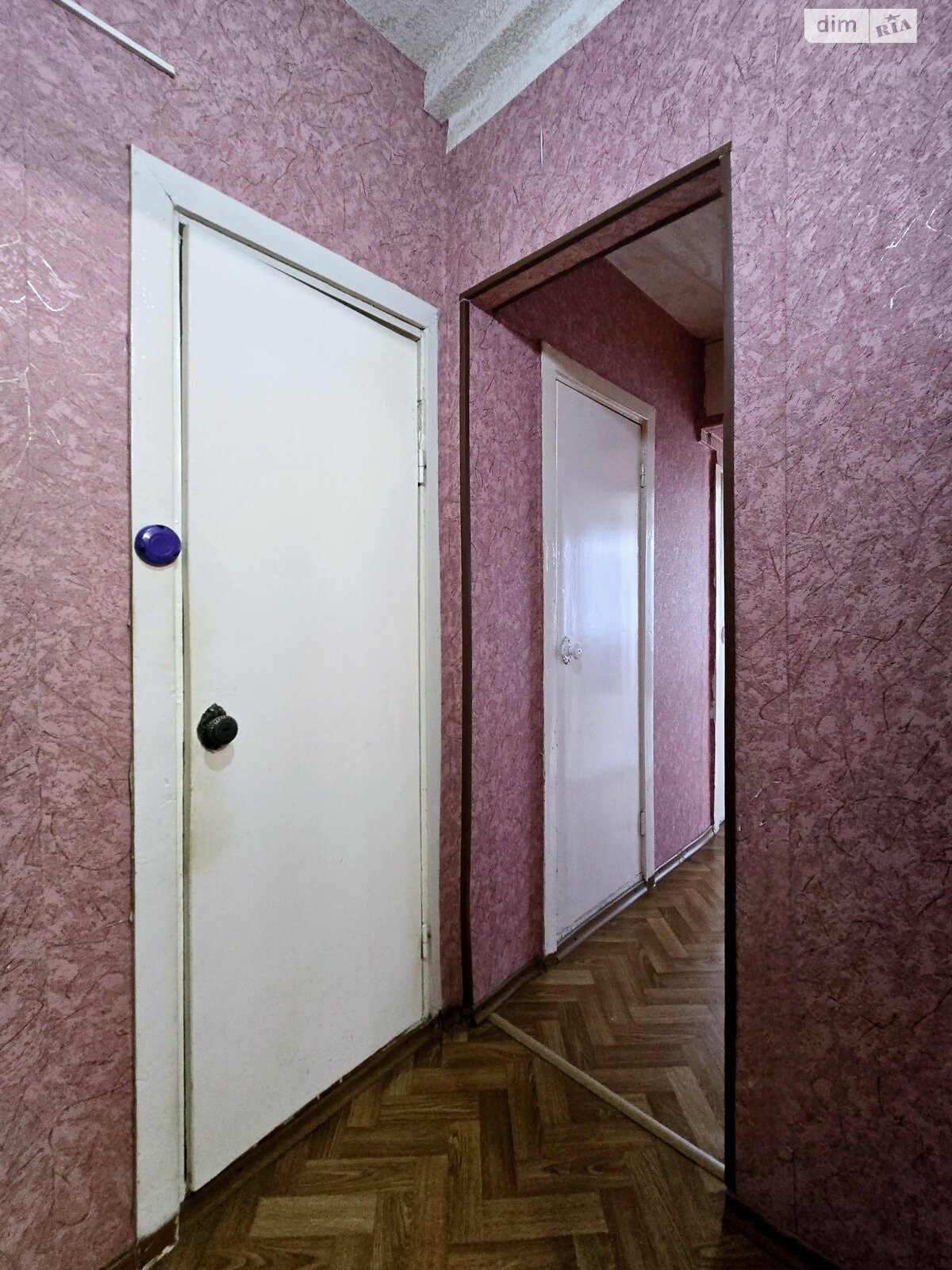 Продажа двухкомнатной квартиры в Кременчуге, на ул. Троицкая 21, район Автозаводской фото 1 Продажа двухкомнатной квартиры в Кременчуге, на ул. Троицкая 21, район Автозаводской фото 1