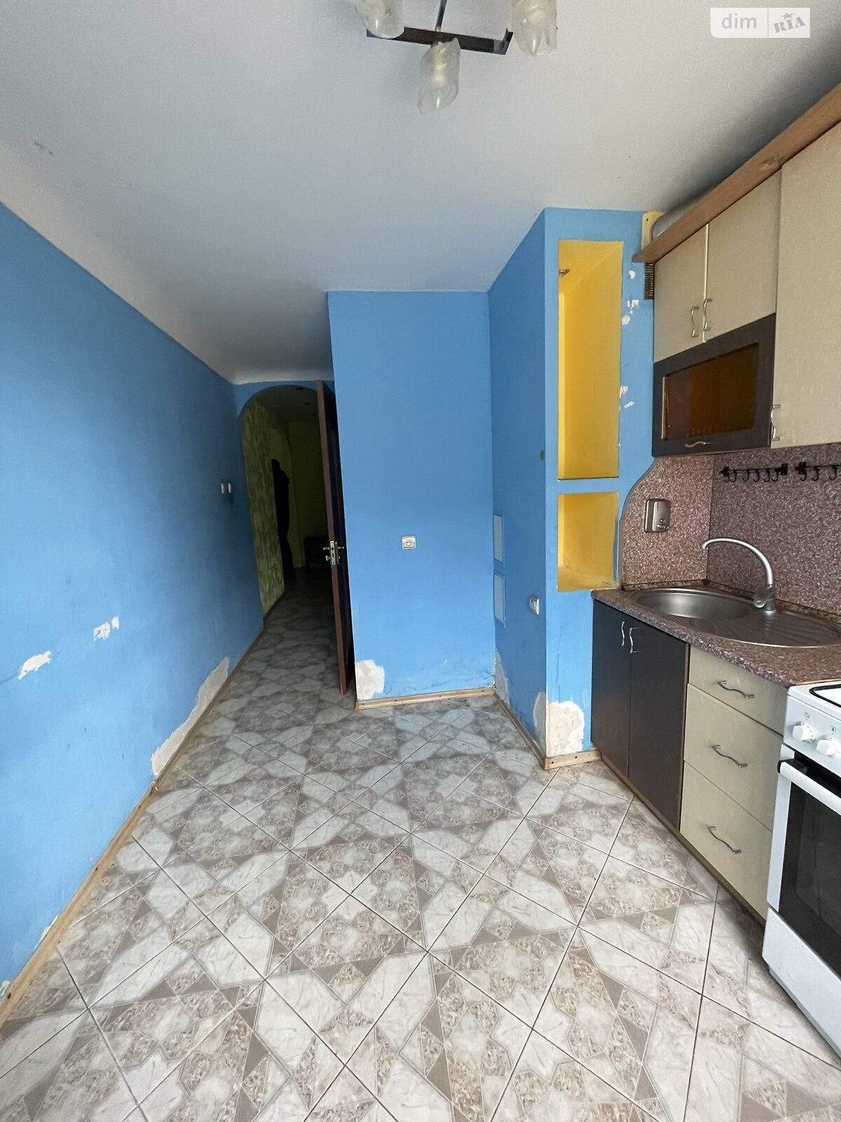 Продажа трехкомнатной квартиры в Кременчуге, на ул. Александра Билаша (Демьяна Бедного), район Крюковский фото 1 Продажа трехкомнатной квартиры в Кременчуге, на ул. Александра Билаша (Демьяна Бедного), район Крюковский фото 1
