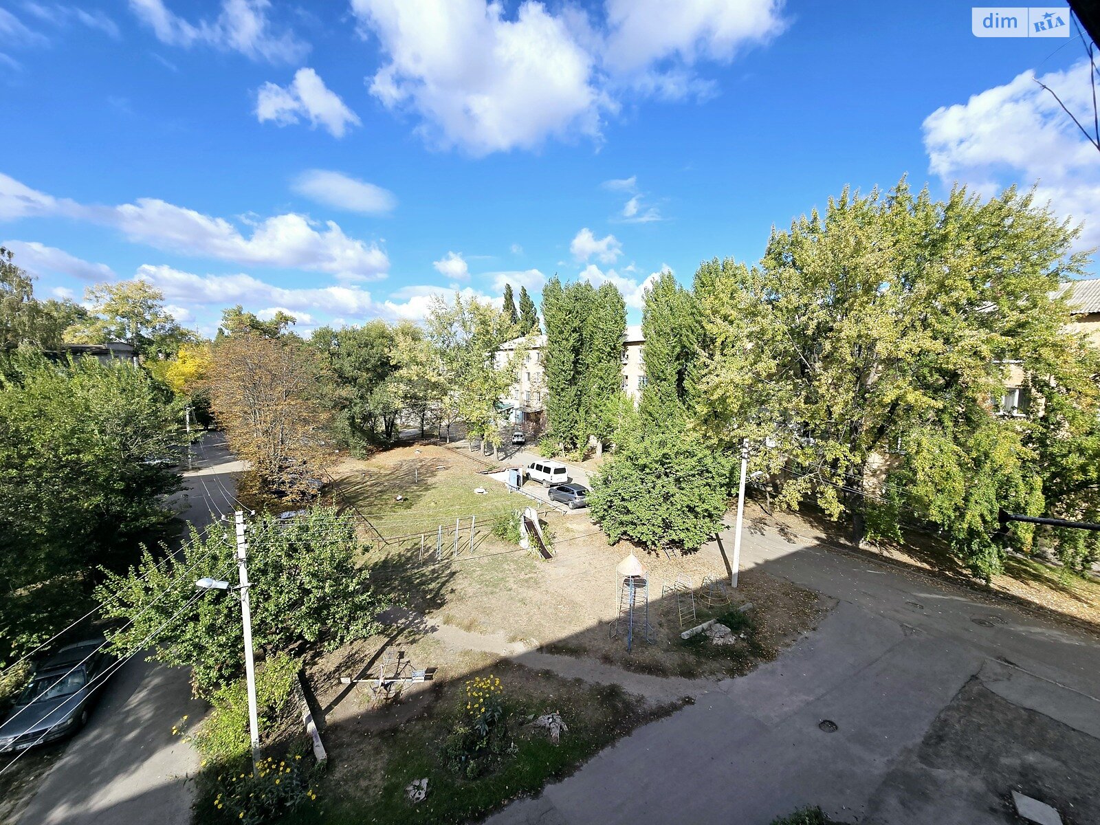 Продаж трикімнатної квартири в Кременчуку, на вул. Республіканська 79, район Крюківський фото 1 Продаж трикімнатної квартири в Кременчуку, на вул. Республіканська 79, район Крюківський фото 1