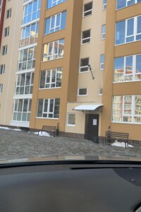 Продаж трикімнатної квартири в Кременчуку, на вул. Небесної Сотні 53А, район Центр фото 2