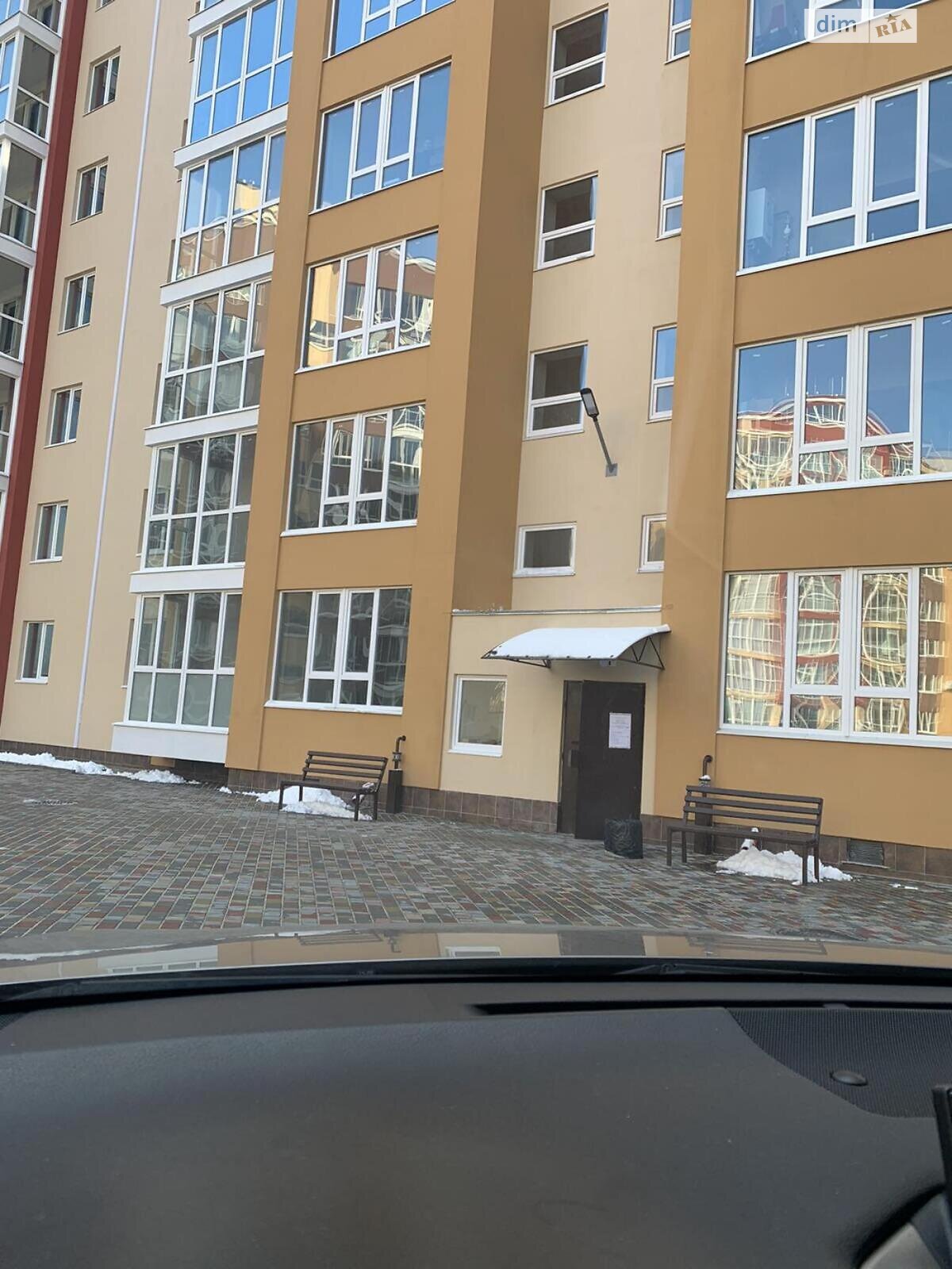 Продаж трикімнатної квартири в Кременчуку, на вул. Небесної Сотні 53А, район Центр фото 1