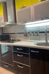 Продажа двухкомнатной квартиры в Кременчуге, на ул. Университетская (Первомайская), район Центр фото 2