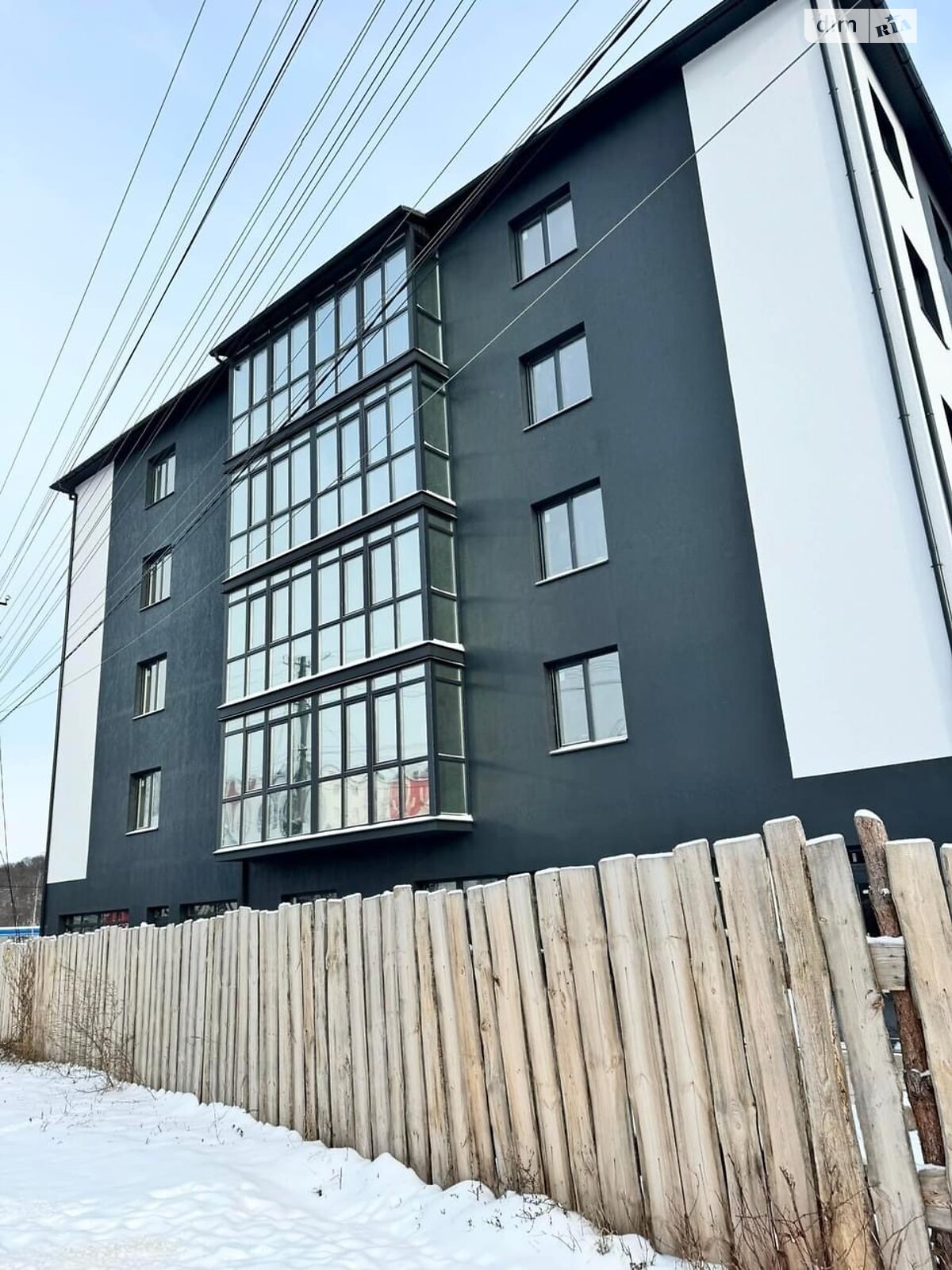 Продажа трехкомнатной квартиры в Кременце, на ул. Дубенская 33, район Кременец фото 1