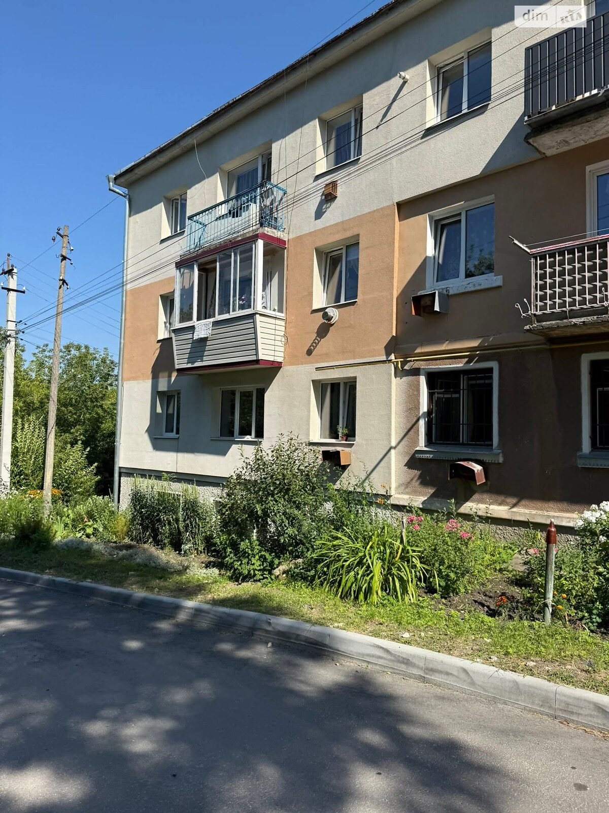 Продажа трехкомнатной квартиры в Кременце, на ул. Козубского 9, кв. 6, район Кременец фото 1 Продажа трехкомнатной квартиры в Кременце, на ул. Козубского 9, кв. 6, район Кременец фото 1