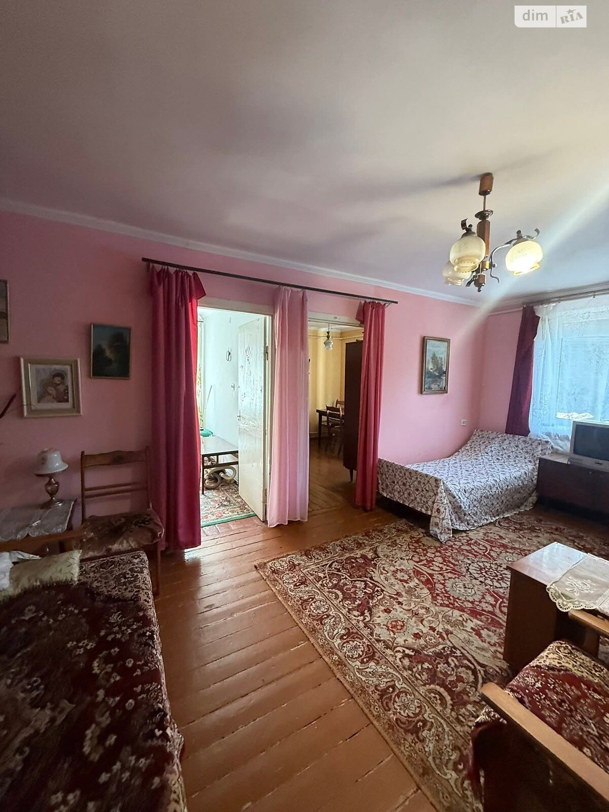 Продажа трехкомнатной квартиры в Кременце, на ул. Козубского 9, кв. 6, район Кременец фото 1 Продажа трехкомнатной квартиры в Кременце, на ул. Козубского 9, кв. 6, район Кременец фото 1