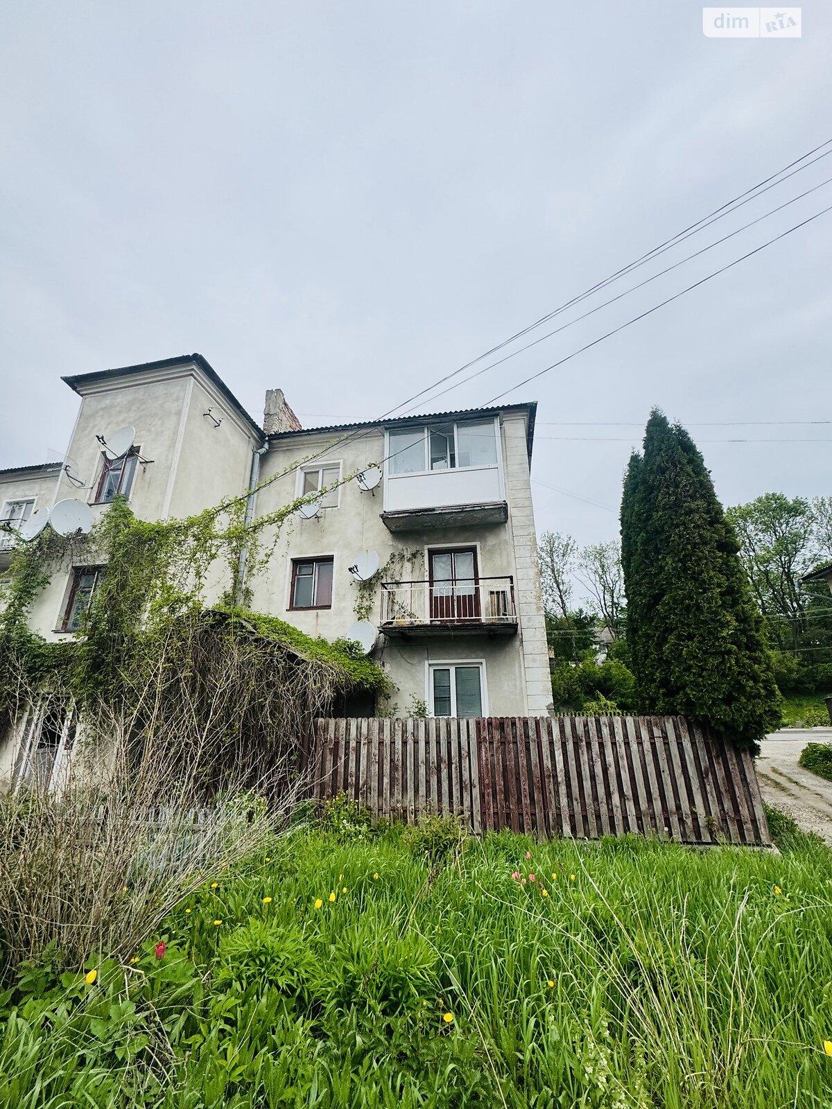 Продаж однокімнатної квартири в Кременці, на вул. Вишнівецька 25, район Кременець фото 1 Продаж однокімнатної квартири в Кременці, на вул. Вишнівецька 25, район Кременець фото 1