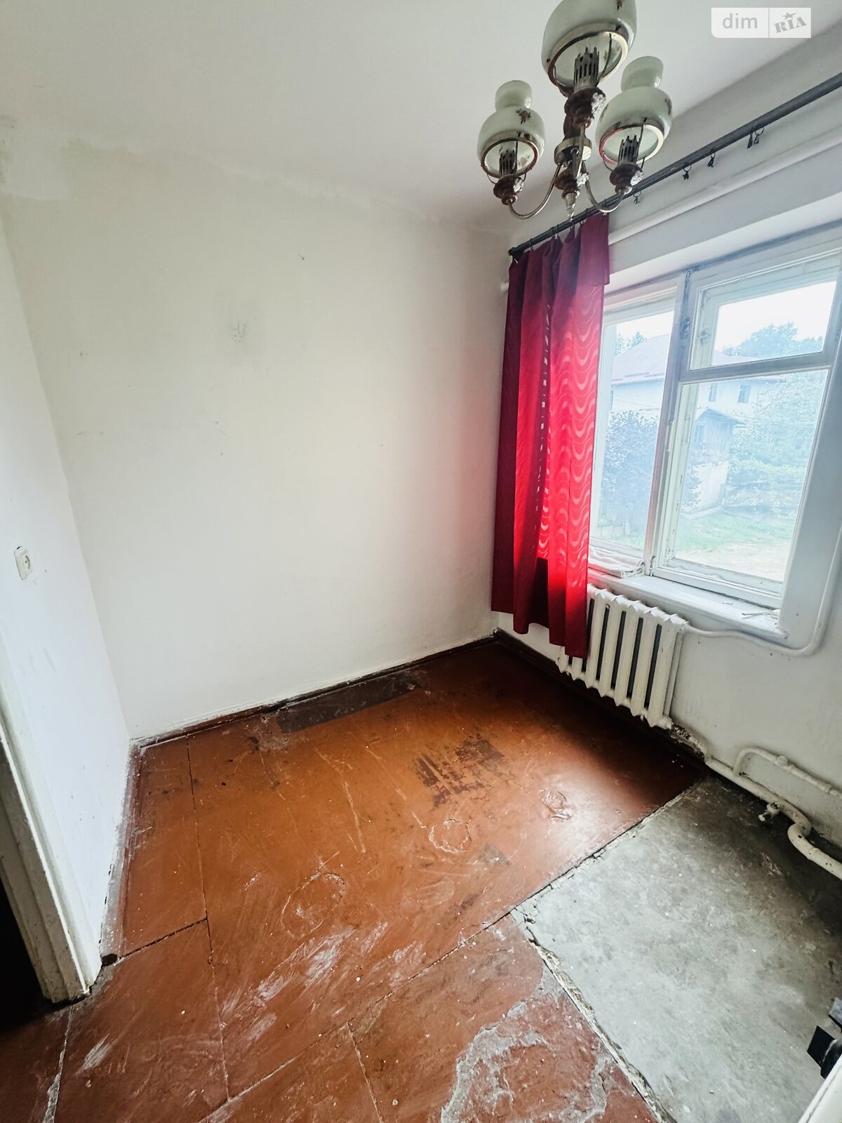 Продаж однокімнатної квартири в Кременці, на вул. Вишнівецька 25, район Кременець фото 1 Продаж однокімнатної квартири в Кременці, на вул. Вишнівецька 25, район Кременець фото 1
