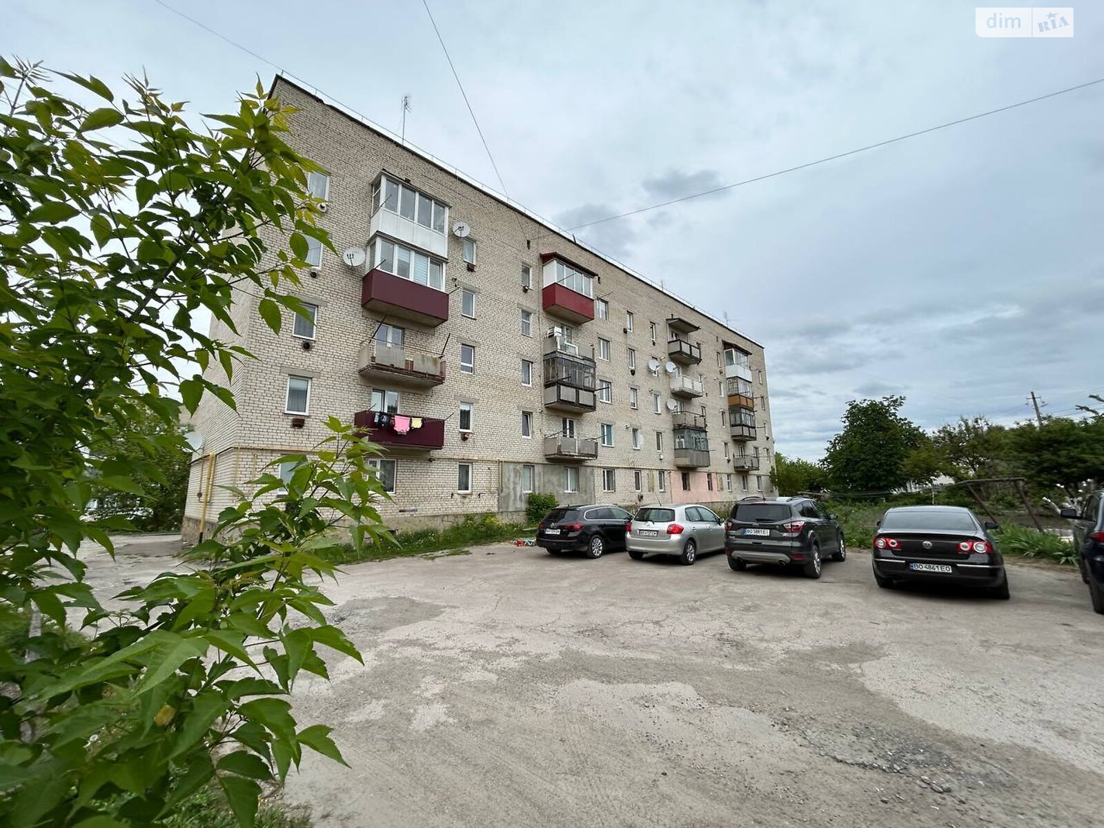 Продаж однокімнатної квартири в Кременці, на вул. Захисників України 37А, кв. 47, район Кременець фото 1 Продаж однокімнатної квартири в Кременці, на вул. Захисників України 37А, кв. 47, район Кременець фото 1