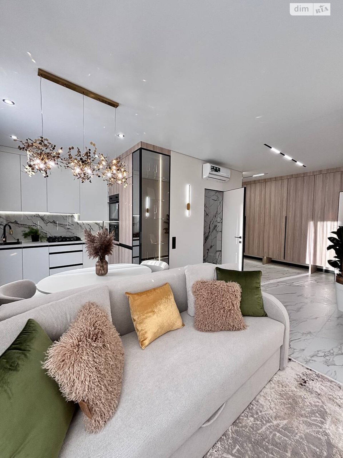 Продажа двухкомнатной квартиры в Криховцах, на ул. 24-го Августа, фото 1