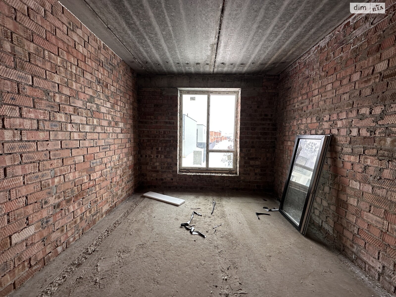 Продажа однокомнатной квартиры в Криховцах, на ул. 24-го Августа, фото 1