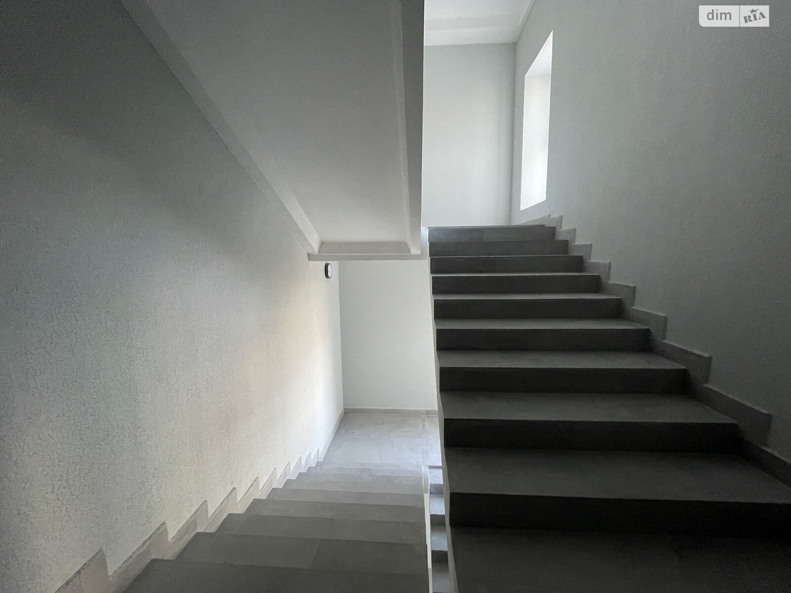 Продаж трикімнатної квартири в Крихівцях, на вул. Довженка О. 31В корпус 3, фото 1 Продаж трикімнатної квартири в Крихівцях, на вул. Довженка О. 31В корпус 3, фото 1