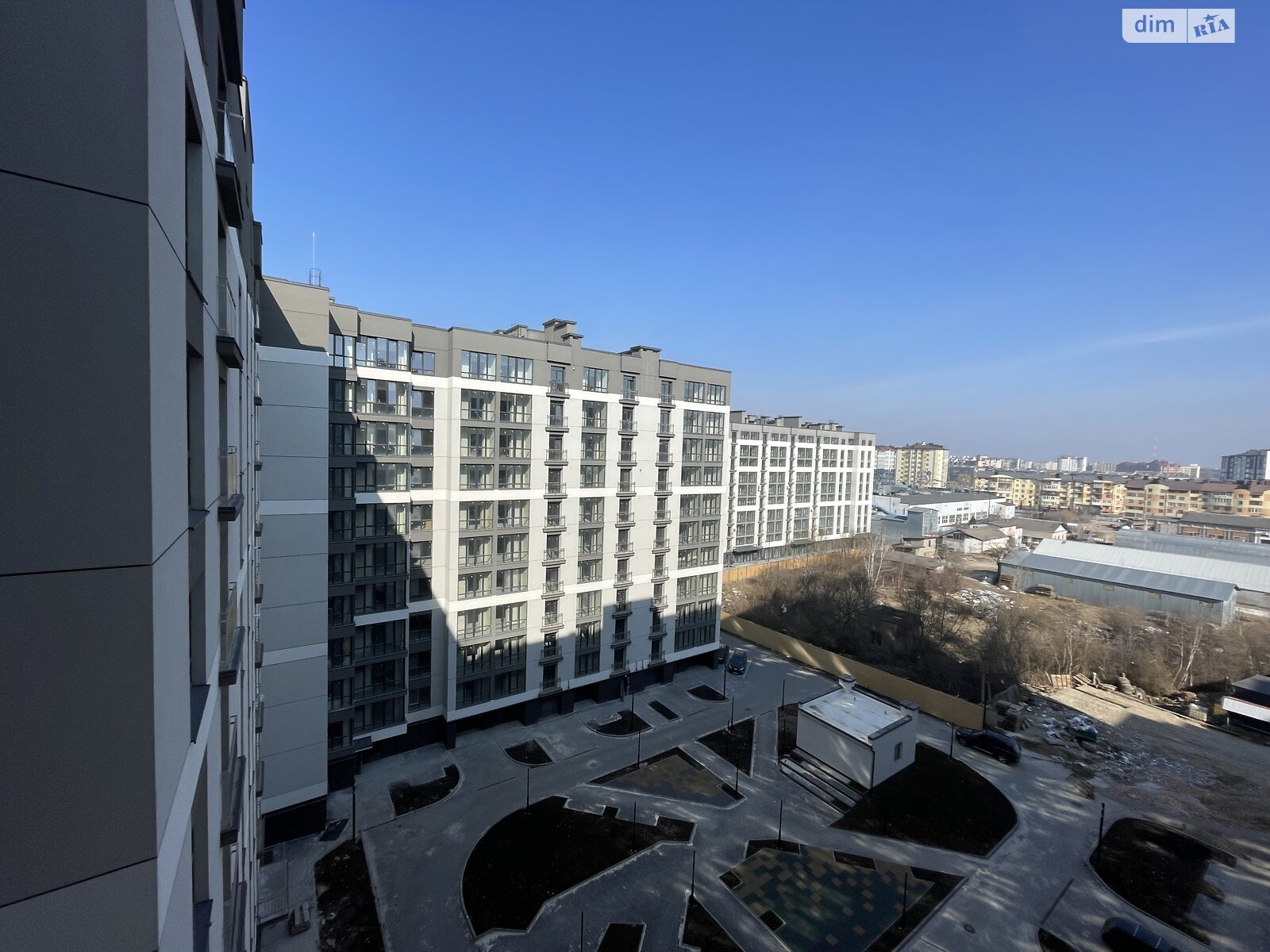 Продаж трикімнатної квартири в Крихівцях, на вул. Довженка О. 31В корпус 3, фото 1 Продаж трикімнатної квартири в Крихівцях, на вул. Довженка О. 31В корпус 3, фото 1