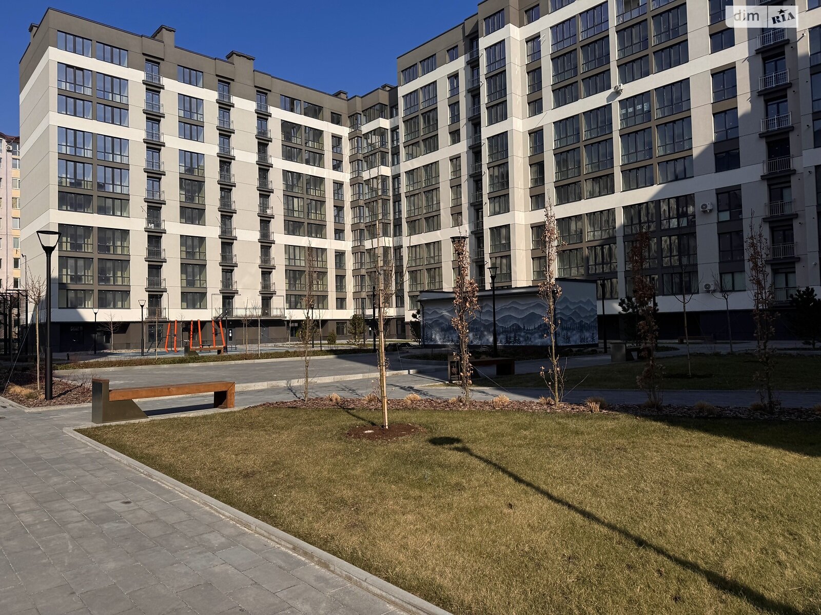 Продаж трикімнатної квартири в Крихівцях, на вул. Довженка О. 31В корпус 3, фото 1 Продаж трикімнатної квартири в Крихівцях, на вул. Довженка О. 31В корпус 3, фото 1