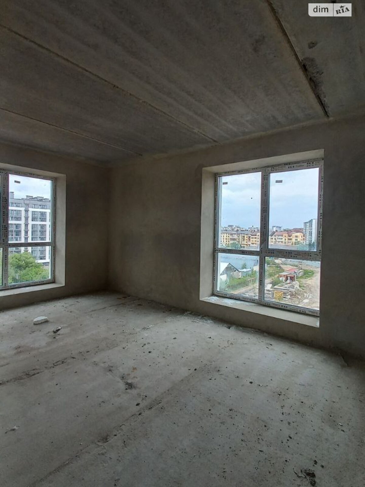 Продажа трехкомнатной квартиры в Криховцах, на ул. Довженко А., фото 1 Продажа трехкомнатной квартиры в Криховцах, на ул. Довженко А., фото 1