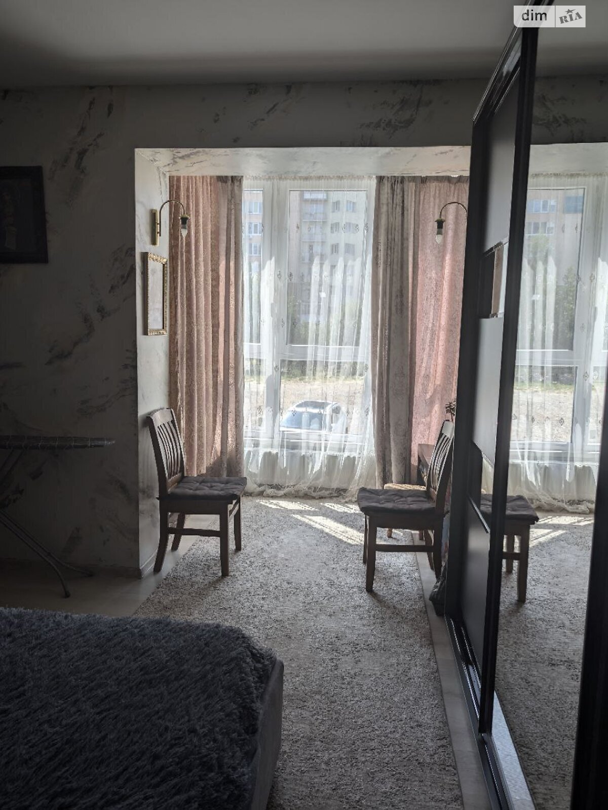 Продаж трикімнатної квартири в Крихівцях, на вул. Довженка О., фото 1 Продаж трикімнатної квартири в Крихівцях, на вул. Довженка О., фото 1
