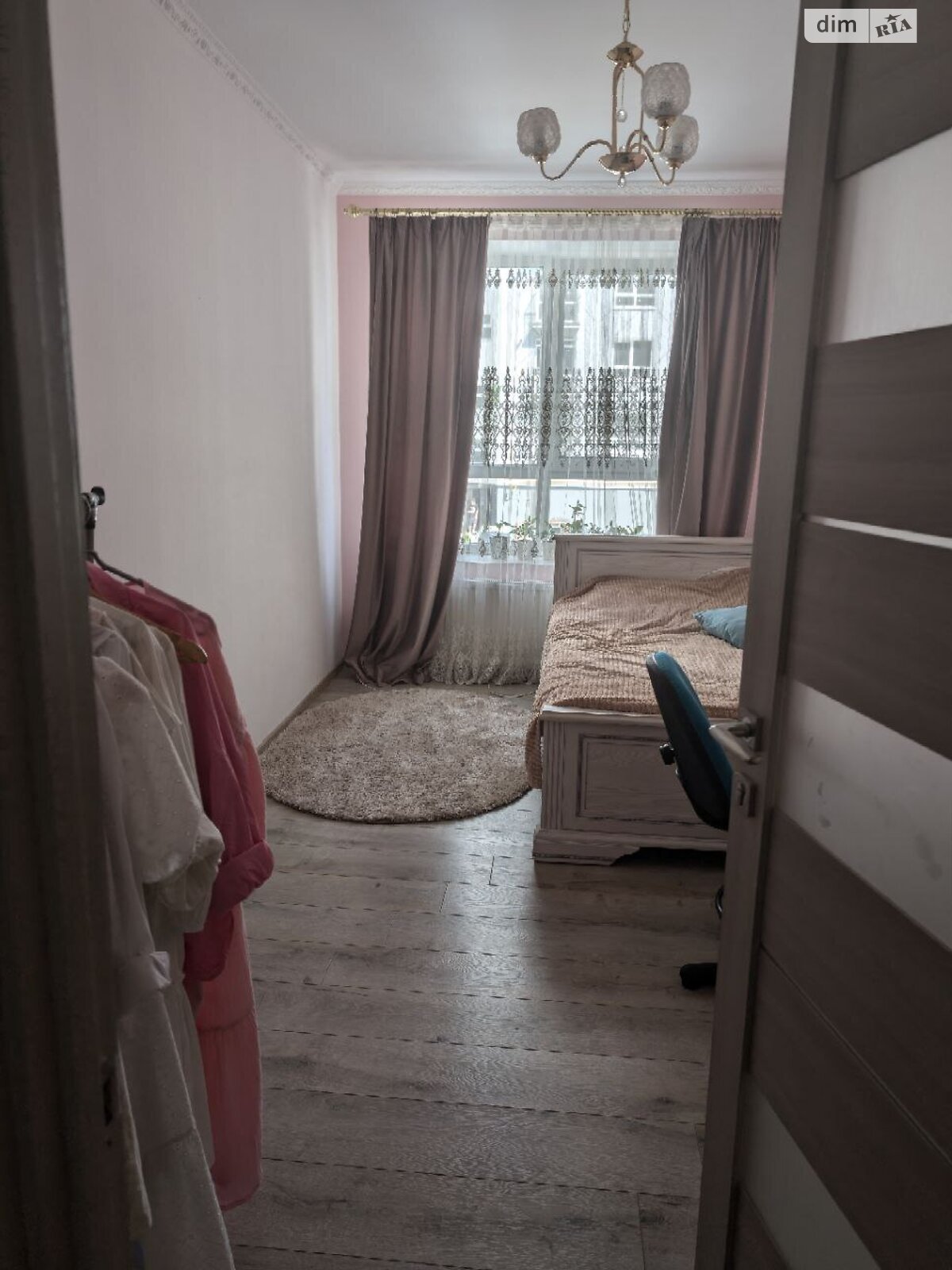 Продаж трикімнатної квартири в Крихівцях, на вул. Довженка О., фото 1 Продаж трикімнатної квартири в Крихівцях, на вул. Довженка О., фото 1
