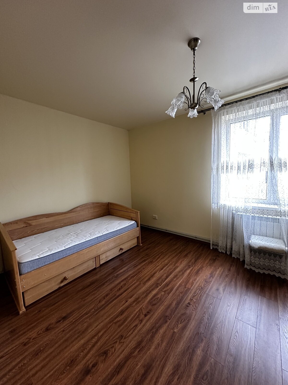 Продаж трикімнатної квартири в Крихівцях, на вул. Довженка О. 51, фото 1