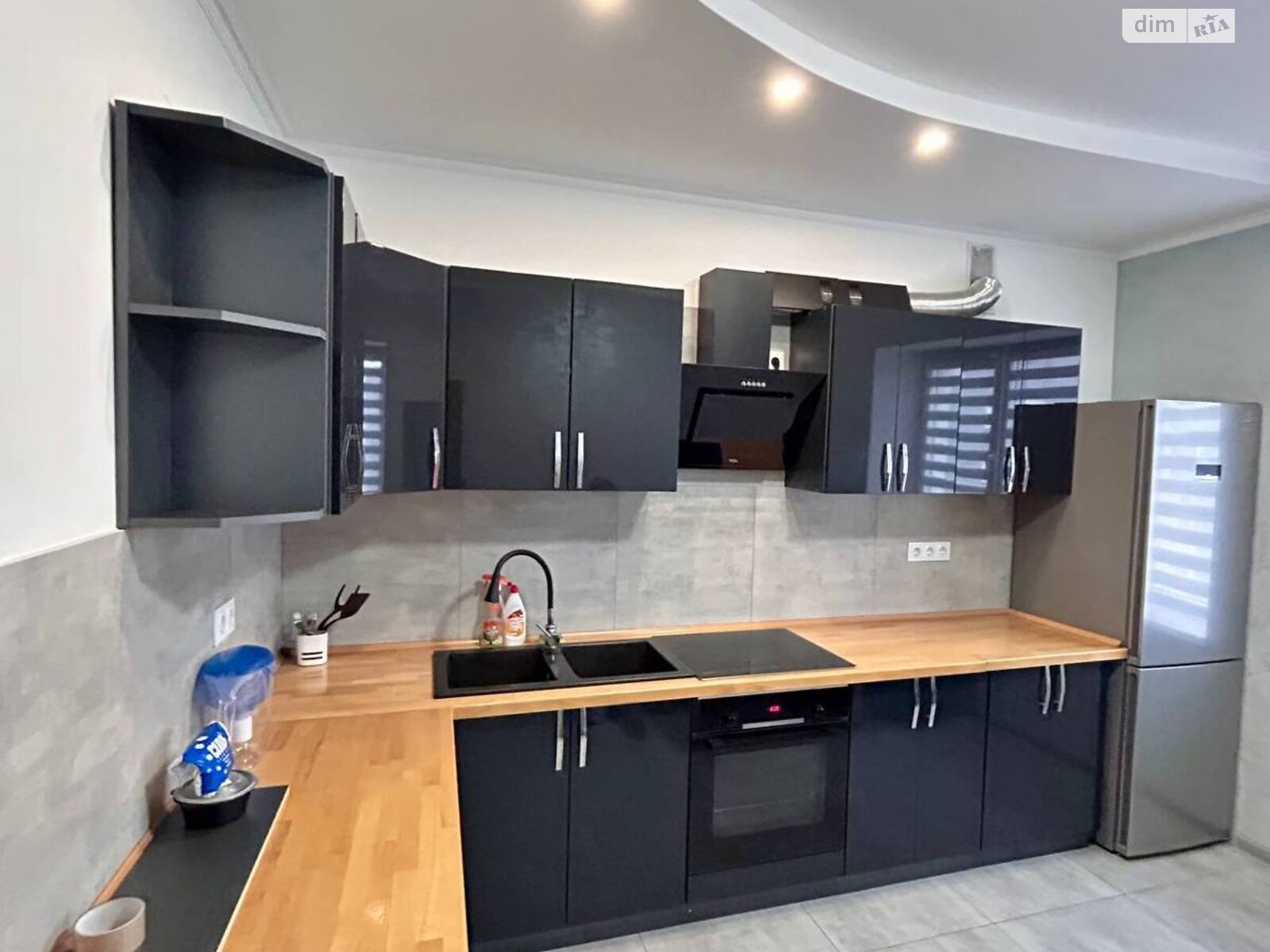 Продаж двокімнатної квартири в Крихівцях, на вул. Довженка О., фото 1