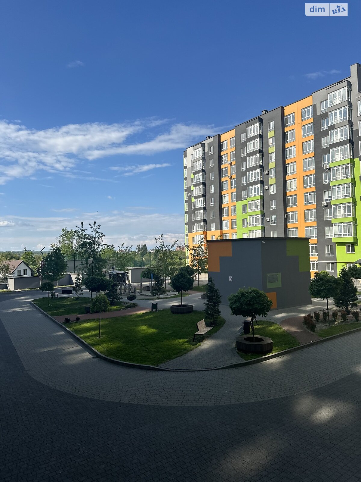 Продаж трикімнатної квартири в Крихівцях, на вул. Приозерна 30, фото 1 Продаж трикімнатної квартири в Крихівцях, на вул. Приозерна 30, фото 1