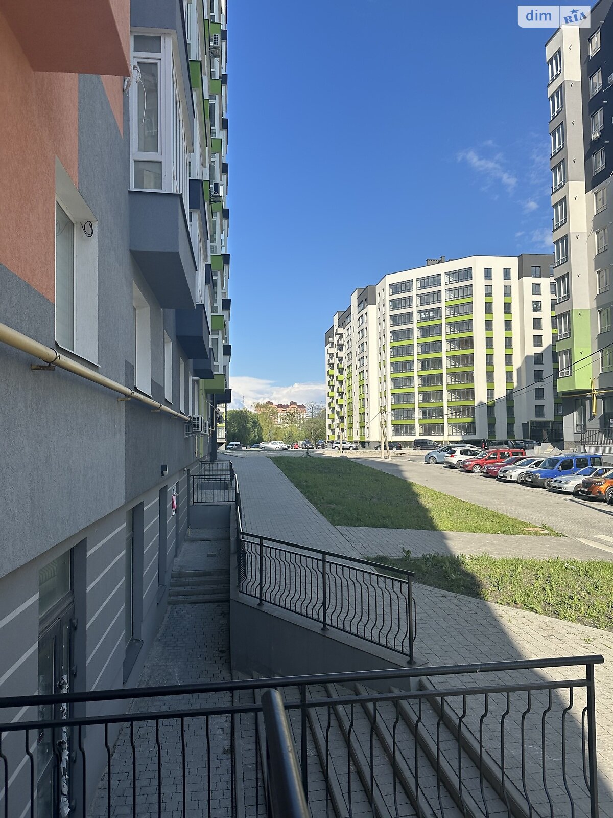 Продаж трикімнатної квартири в Крихівцях, на вул. Приозерна 30, фото 1 Продаж трикімнатної квартири в Крихівцях, на вул. Приозерна 30, фото 1