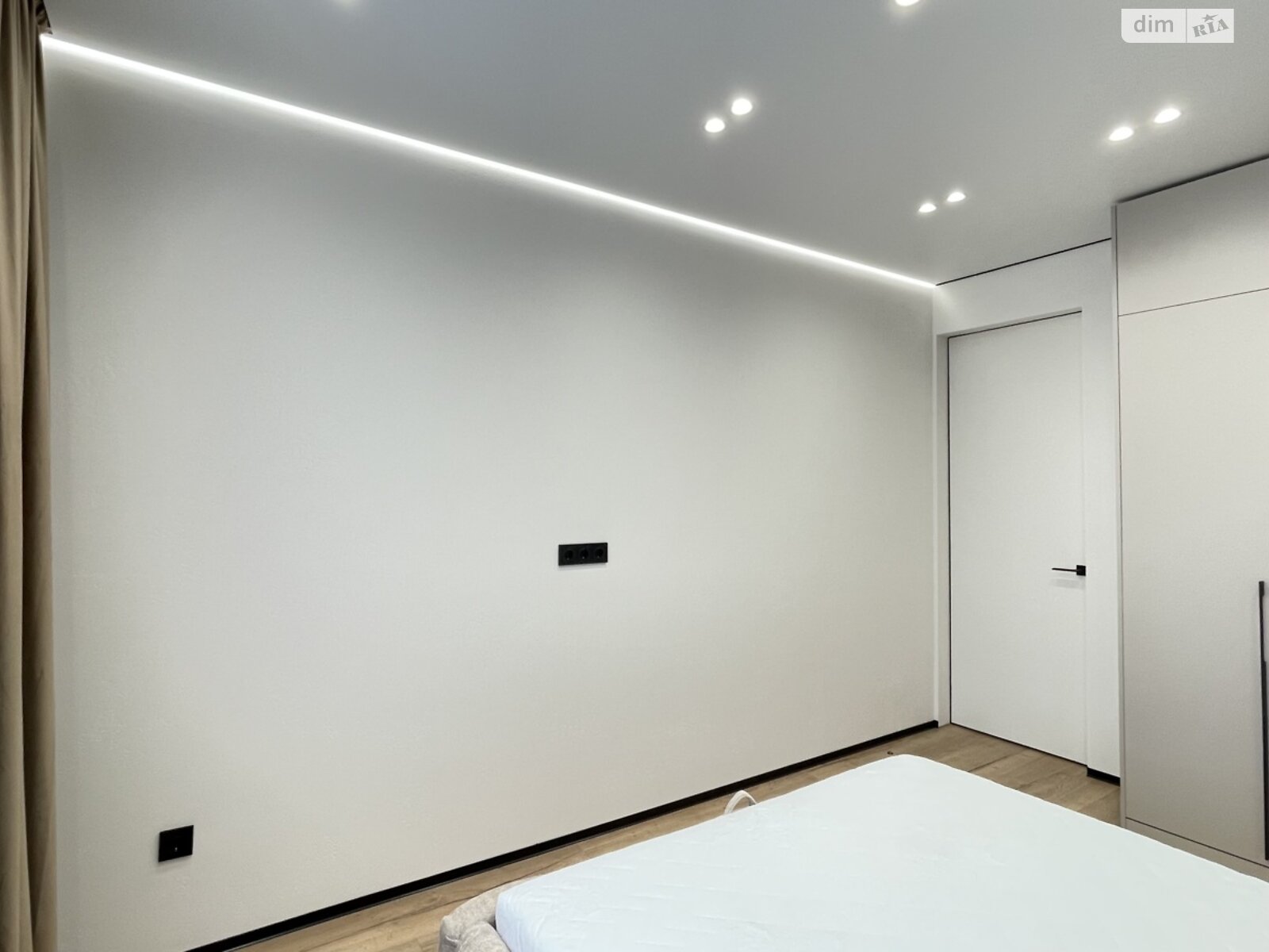 Продажа трехкомнатной квартиры в Криховцах, на ул. Приозерная, фото 1