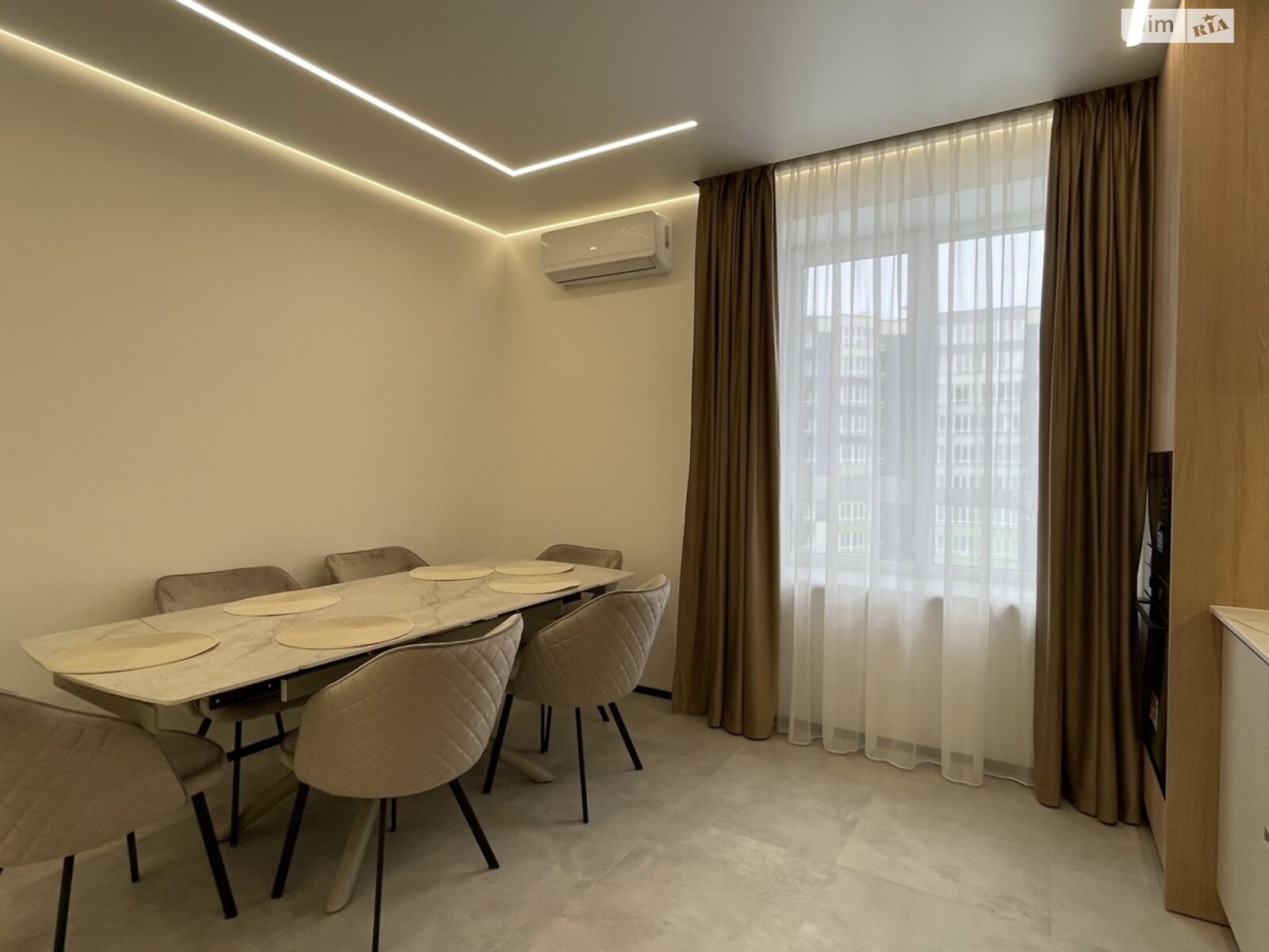 Продажа трехкомнатной квартиры в Криховцах, на ул. Приозерная, фото 1