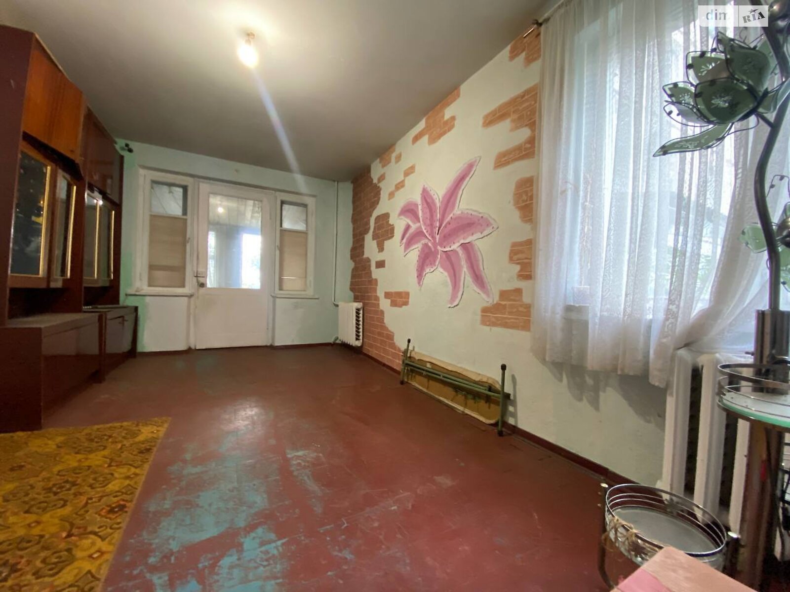 Продажа трехкомнатной квартиры в Кривом Роге, на шоссе Днепропетровское 72, район Долгинцевский фото 1