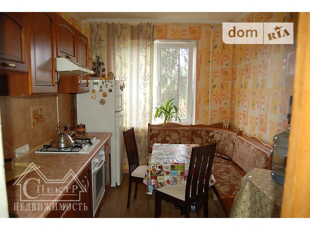 Продажа квартиры, 1 ком., Днепропетровская, Кривой Рог, р‑н. Долгинцевский, Домностроителей площадь Продажа квартиры, 1 ком., Днепропетровская, Кривой Рог, р‑н. Долгинцевский, Домностроителей площадь