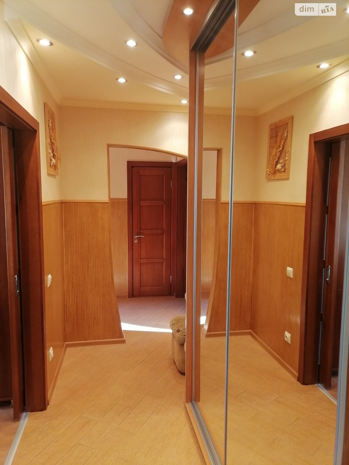 Продажа трехкомнатной квартиры в Кривом Роге, на ул. Егора Биркуна 1, район Долгинцевский фото 1 Продажа трехкомнатной квартиры в Кривом Роге, на ул. Егора Биркуна 1, район Долгинцевский фото 1