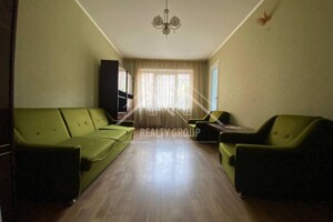 Продаж трикімнатної квартири в Кривому Розі, на вул. Єгора Біркуна 3, район Довгинцівський фото 2