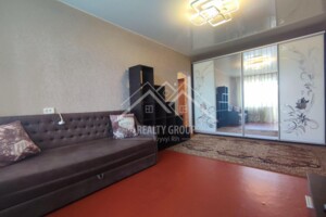 Продажа однокомнатной квартиры в Кривом Роге, на бул. Европейский, район Долгинцевский фото 2