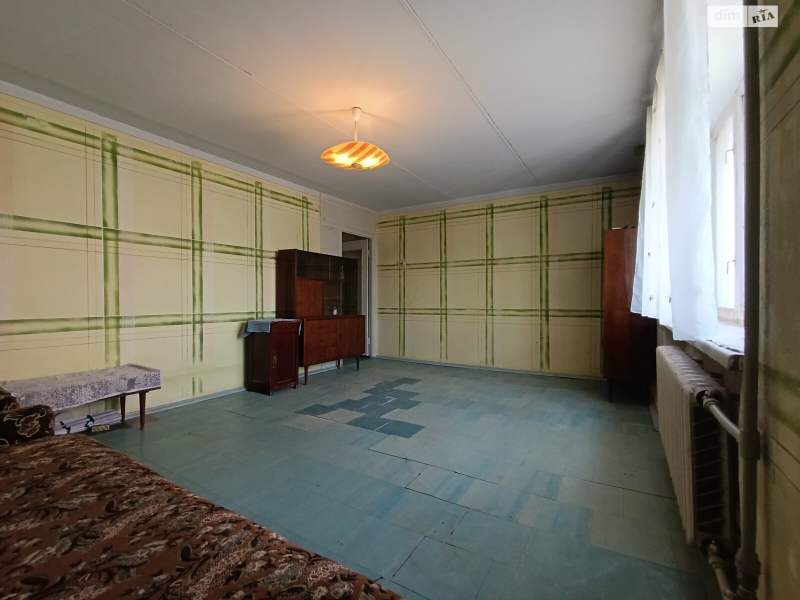 Продажа трехкомнатной квартиры в Кривом Роге, на просп. Университетский, район Долгинцевский фото 1 Продажа трехкомнатной квартиры в Кривом Роге, на просп. Университетский, район Долгинцевский фото 1