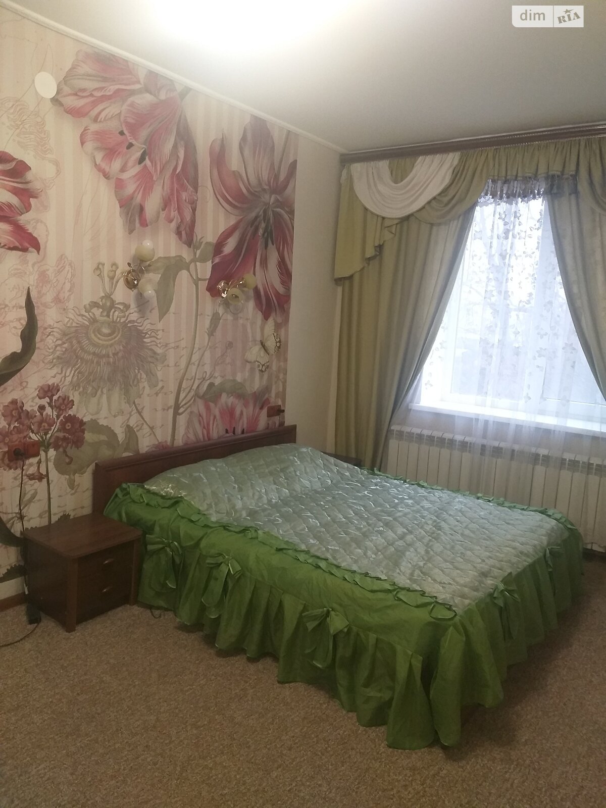 Продажа трехкомнатной квартиры в Кривом Роге, на ул. Железнодорожников 11, район Долгинцевский фото 1 Продажа трехкомнатной квартиры в Кривом Роге, на ул. Железнодорожников 11, район Долгинцевский фото 1
