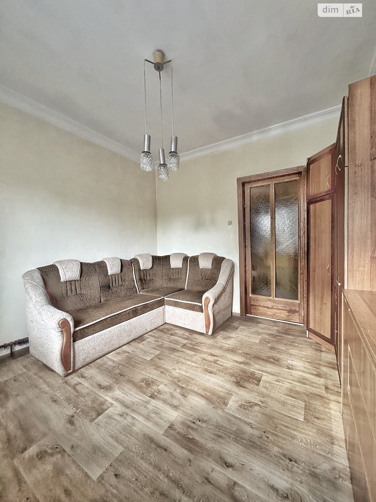 Продажа двухкомнатной квартиры в Кривом Роге, на ул. Магистральная, кв. 15, район Долгинцевский фото 1 Продажа двухкомнатной квартиры в Кривом Роге, на ул. Магистральная, кв. 15, район Долгинцевский фото 1