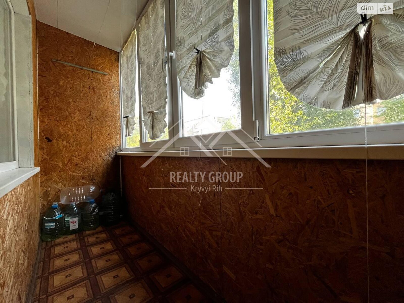 Продаж двокімнатної квартири в Кривому Розі, на вул. Мухіної 6, район Довгинцівський фото 1 Продаж двокімнатної квартири в Кривому Розі, на вул. Мухіної 6, район Довгинцівський фото 1