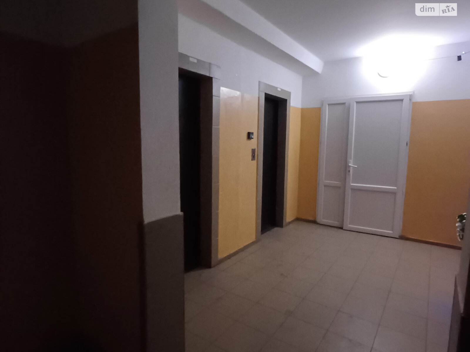 Продаж трикімнатної квартири в Кривому Розі, на вул. Сахарова 15, район Довгинцівський фото 1 Продаж трикімнатної квартири в Кривому Розі, на вул. Сахарова 15, район Довгинцівський фото 1