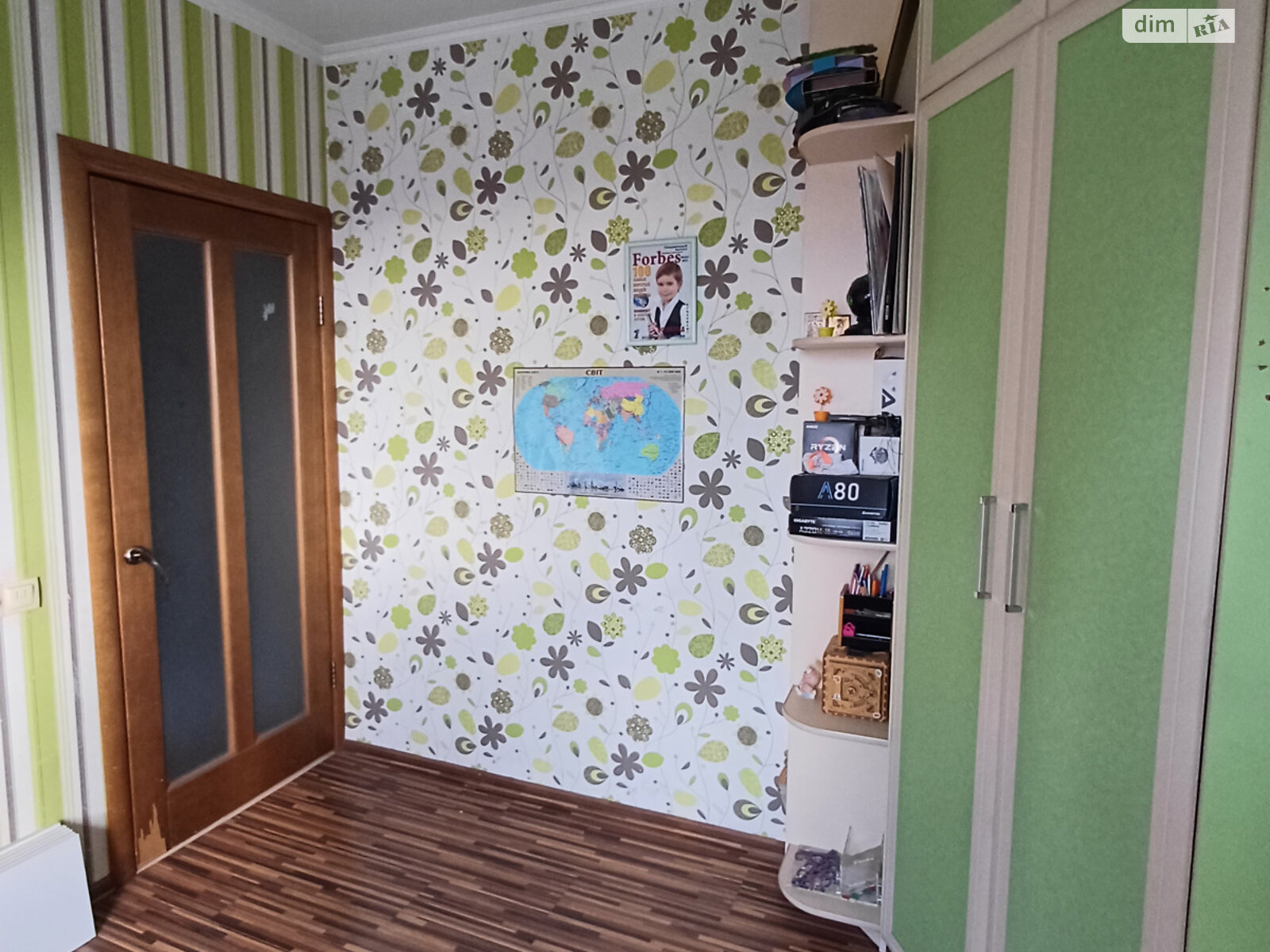 Продаж трикімнатної квартири в Кривому Розі, на вул. Сахарова 15, район Довгинцівський фото 1 Продаж трикімнатної квартири в Кривому Розі, на вул. Сахарова 15, район Довгинцівський фото 1